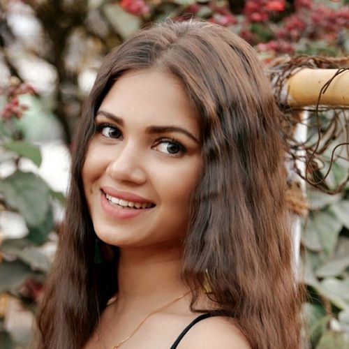Richa Bharadwaj Songs MP3 Download